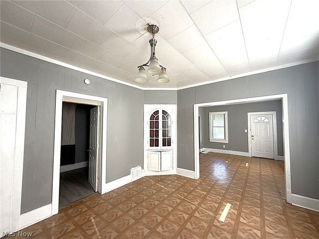 4501 Hyde Avenue, Cleveland, OH 44109
