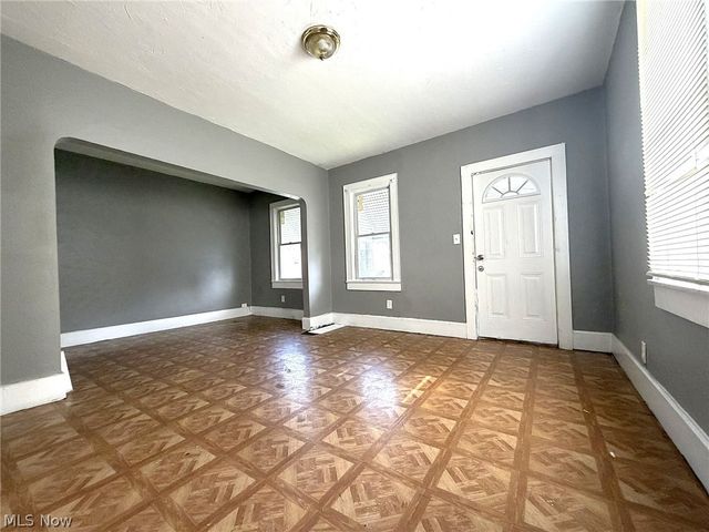 4501 Hyde Avenue, Cleveland, OH 44109