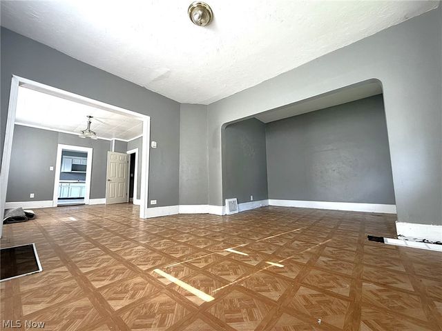4501 Hyde Avenue, Cleveland, OH 44109
