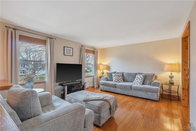 8511 Grandview Drive, Cicero, NY 13039