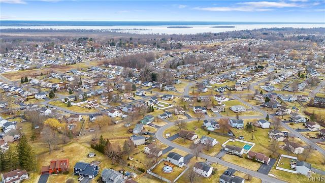 8511 Grandview Drive, Cicero, NY 13039