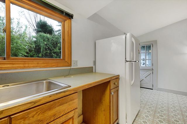 215 Nevada St, Nevada City, CA 95959