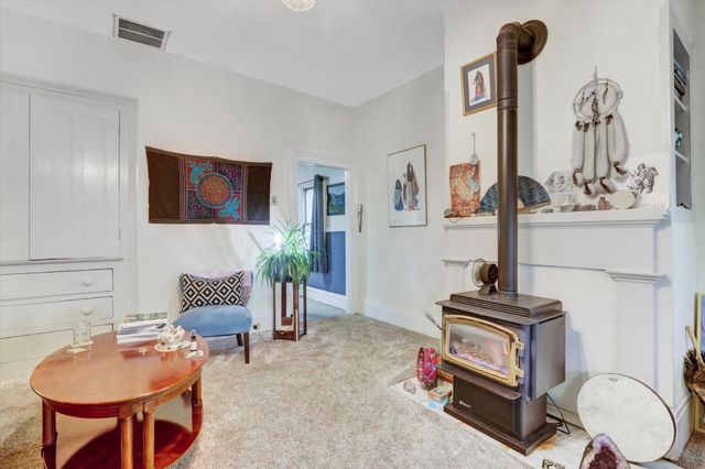 215 Nevada St, Nevada City, CA 95959