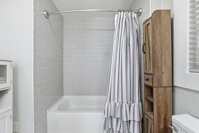 4712 Strawberry Plains Pike, Knoxville, TN 37914