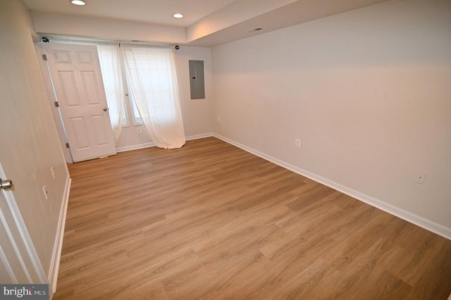 5129 D ST SE, Washington, DC 20019