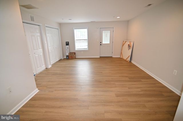 5129 D ST SE, Washington, DC 20019