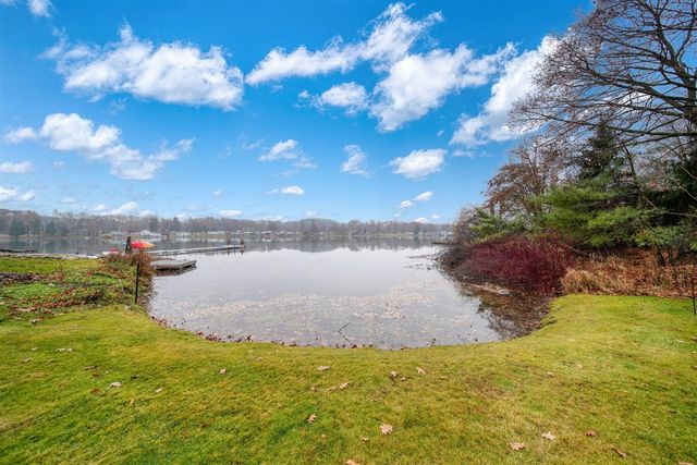 385 Wood Hills Drive, Concord, MI 49237