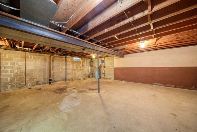 385 Wood Hills Drive, Concord, MI 49237