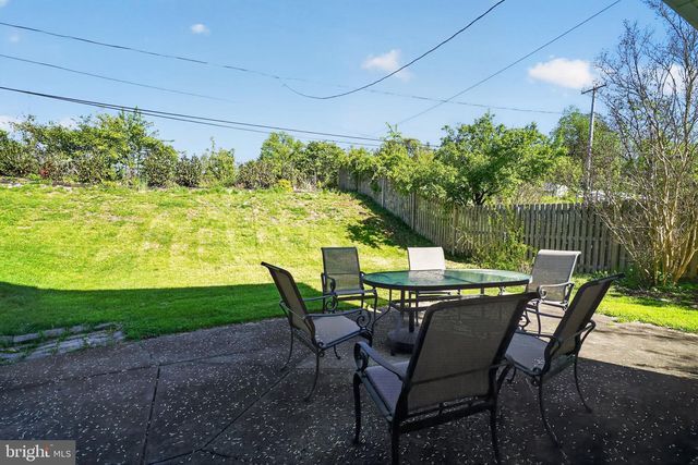 64 RED ROWAN LN, Plymouth Meeting, PA 19462