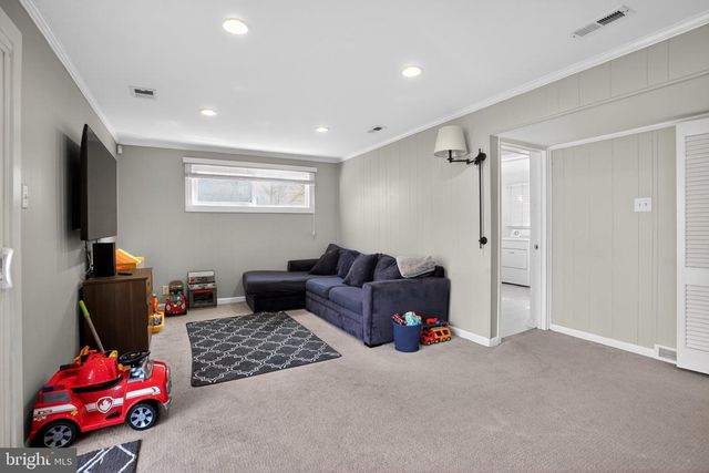 64 RED ROWAN LN, Plymouth Meeting, PA 19462