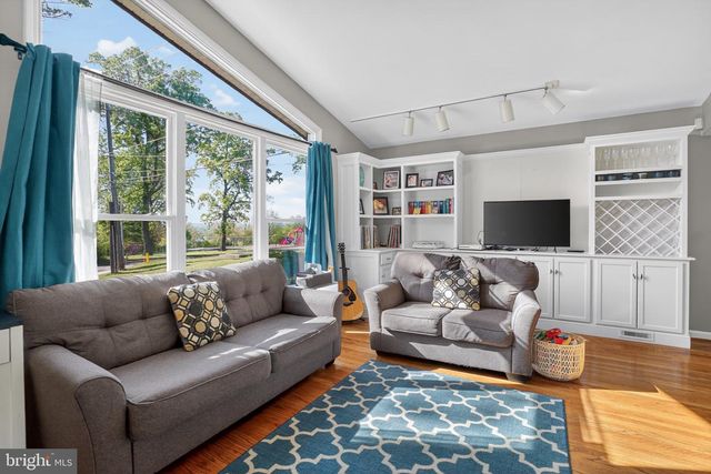 64 RED ROWAN LN, Plymouth Meeting, PA 19462
