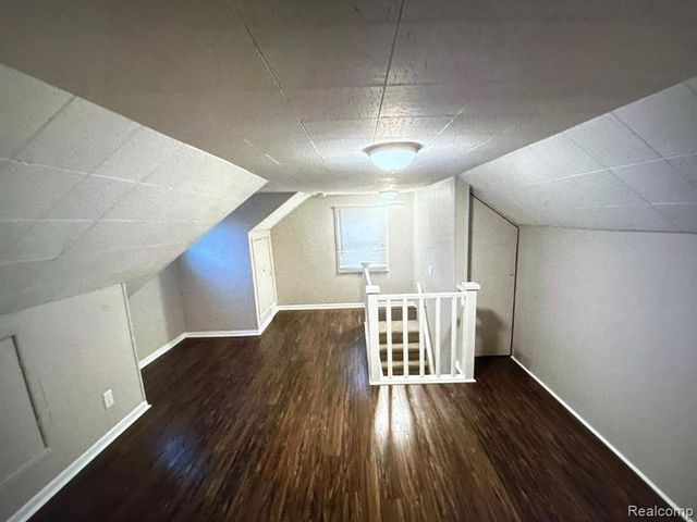 44180 Stassen Avenue, Novi, MI 48375