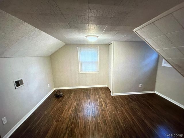 44180 Stassen Avenue, Novi, MI 48375