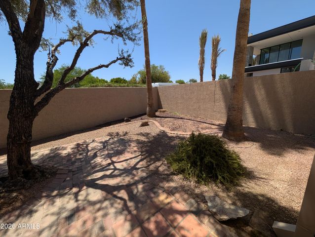 5650 N 78TH Place, Scottsdale, AZ 85250