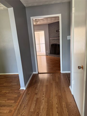 700 Kindred Lane, Richardson, TX 75080