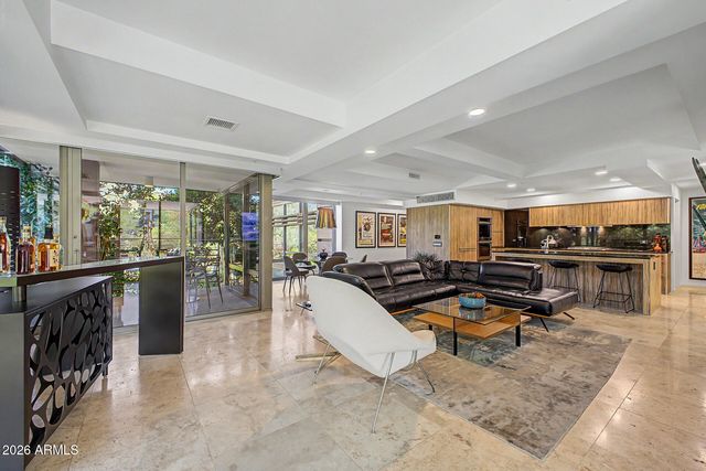 7131 E RANCHO VISTA Drive 2006, Scottsdale, AZ 85251