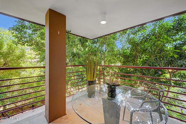 7131 E RANCHO VISTA Drive 2006, Scottsdale, AZ 85251