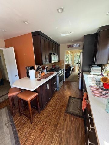 1352 Redwood Way, Pacifica, CA 94044