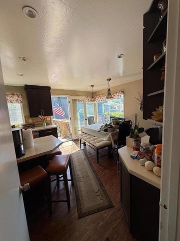 1352 Redwood Way, Pacifica, CA 94044