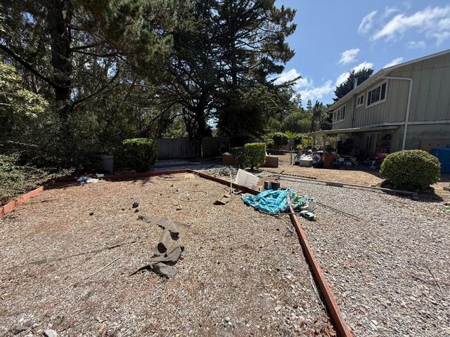 1352 Redwood Way, Pacifica, CA 94044