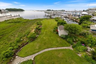 49 Bayberry Lane, Groton, CT 06340