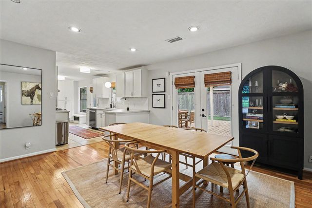 2303 Bron Holly Drive, Houston, TX 77018