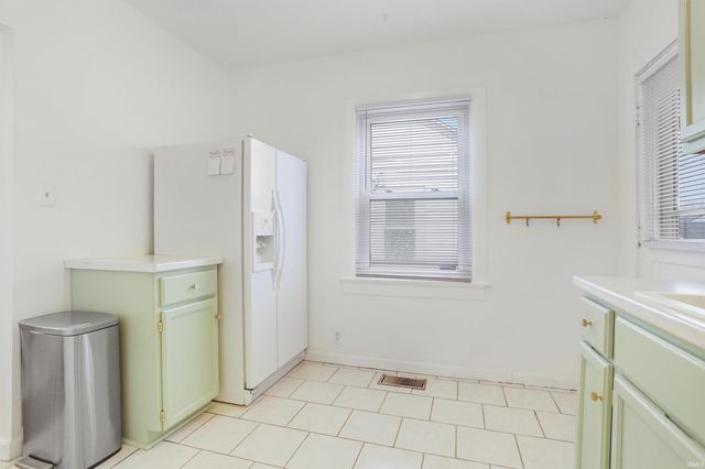 205 Van Dusen Avenue, Evansville, IN 47711