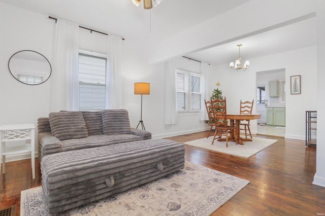 205 Van Dusen Avenue, Evansville, IN 47711