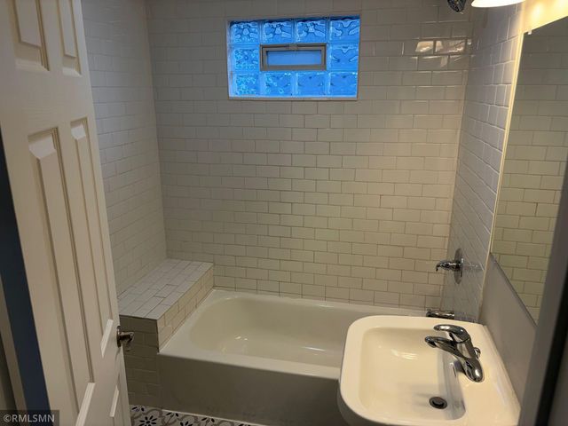 4028 Aldrich Avenue N, Minneapolis, MN 55412