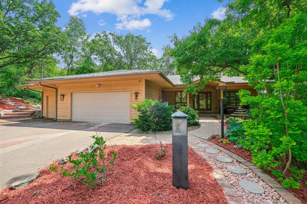 2665 Oriole Avenue N, West Lakeland Twp, MN 55082
