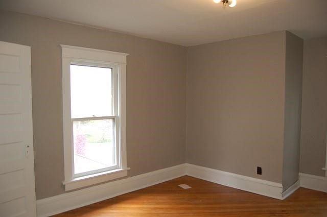 903 E Burlington St, Iowa City, IA 52240