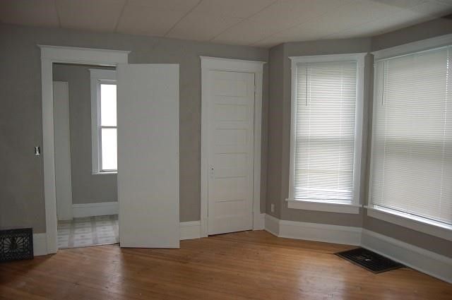 903 E Burlington St, Iowa City, IA 52240