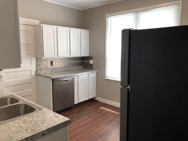 903 E Burlington St, Iowa City, IA 52240