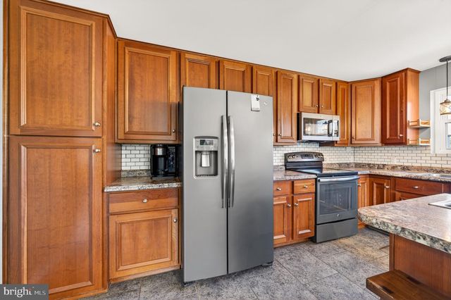 309 DELONG AVE, Emmaus, PA 18049