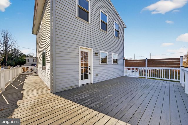 309 DELONG AVE, Emmaus, PA 18049