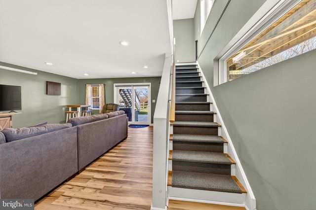 309 DELONG AVE, Emmaus, PA 18049