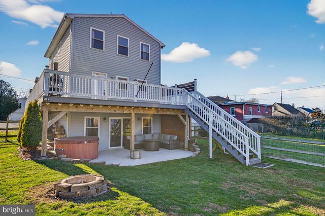 309 DELONG AVE, Emmaus, PA 18049