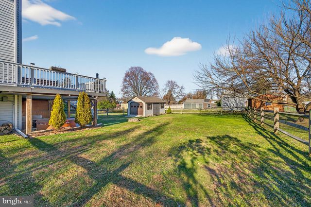 309 DELONG AVE, Emmaus, PA 18049