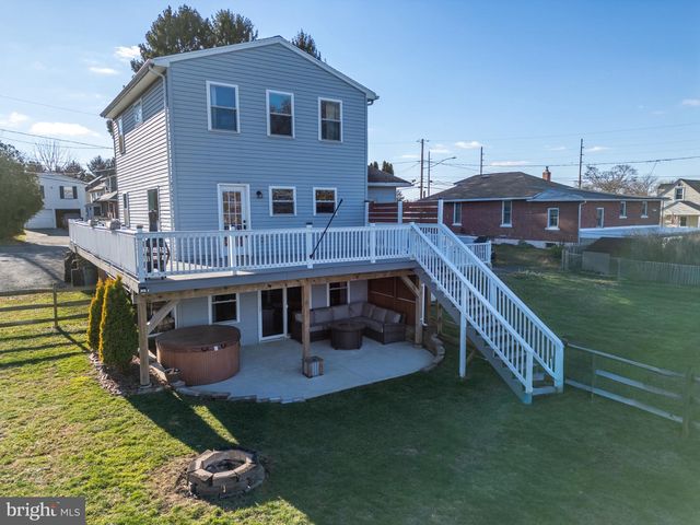 309 DELONG AVE, Emmaus, PA 18049