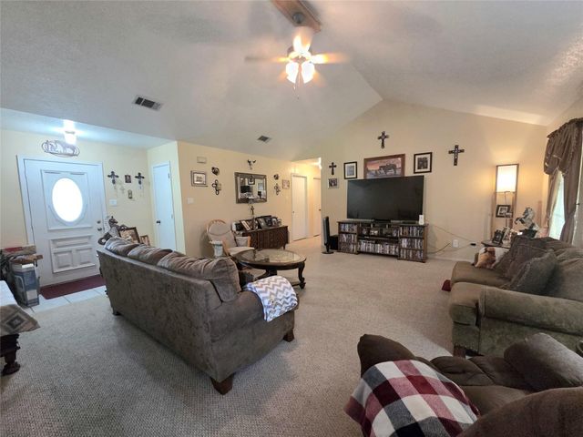 9703 Roda Drive, Conroe, TX 77303