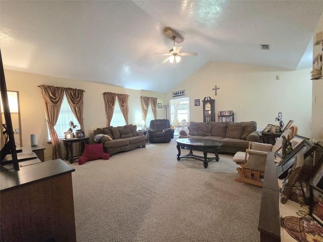 9703 Roda Drive, Conroe, TX 77303