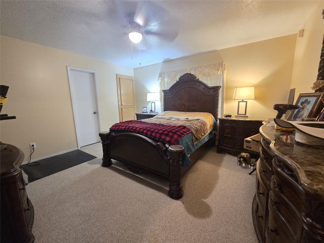 9703 Roda Drive, Conroe, TX 77303