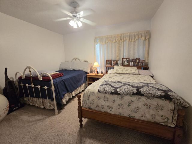 9703 Roda Drive, Conroe, TX 77303