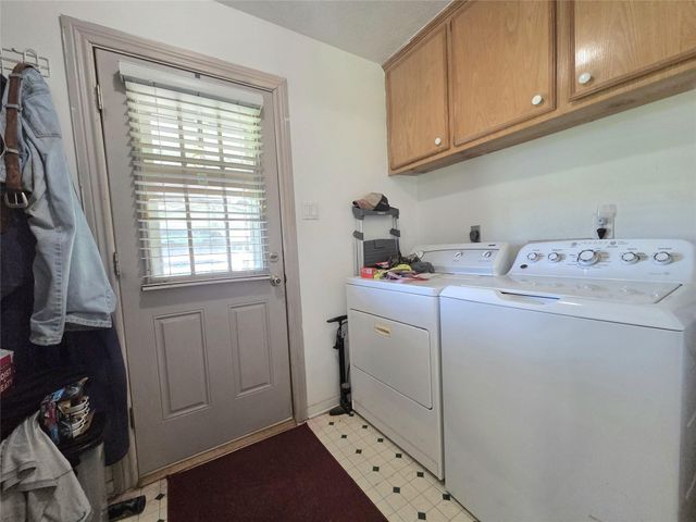 9703 Roda Drive, Conroe, TX 77303