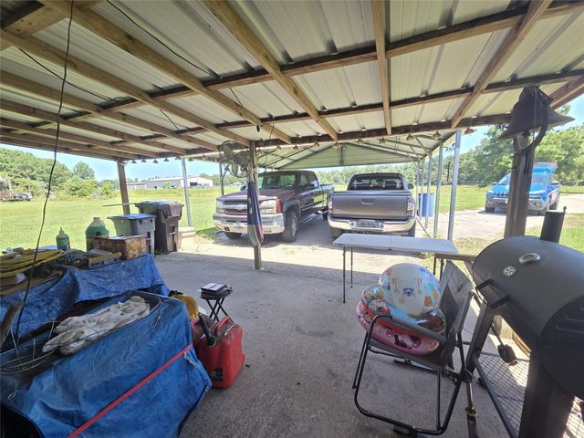 9703 Roda Drive, Conroe, TX 77303