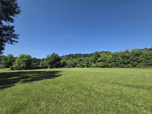 9703 Roda Drive, Conroe, TX 77303