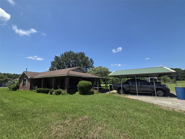 9703 Roda Drive, Conroe, TX 77303