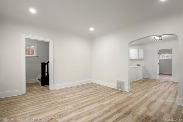 2427 Highland Street, Detroit, MI 48206