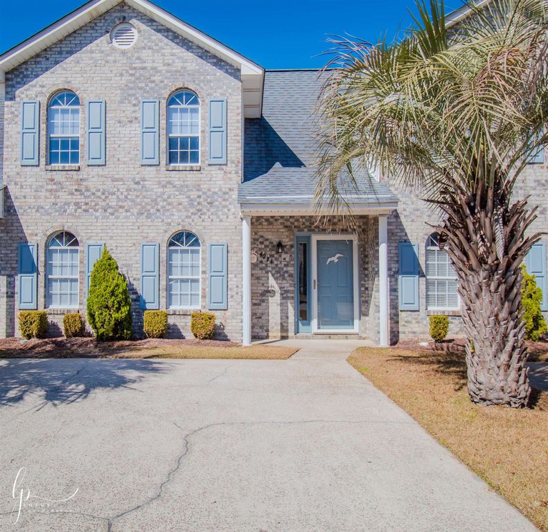 4271 Parkway Ln., Little River, SC 29566