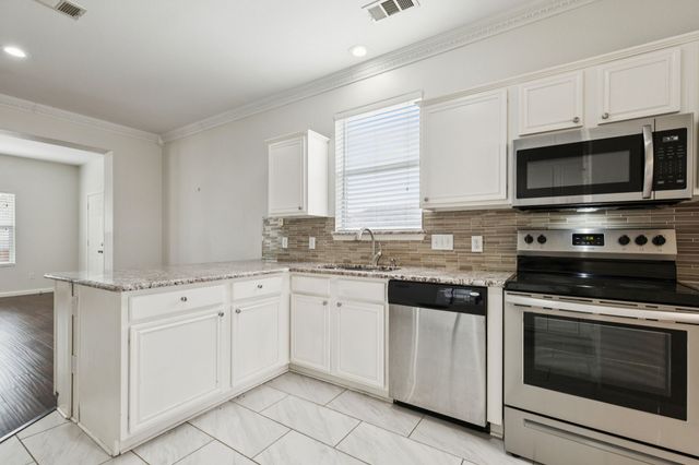 3611 Valley Forge, Sachse, TX 75048